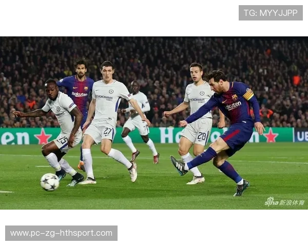 多特蒙德锋线强硬冲击让对方后防险情不断：攻防一体的冲击力场